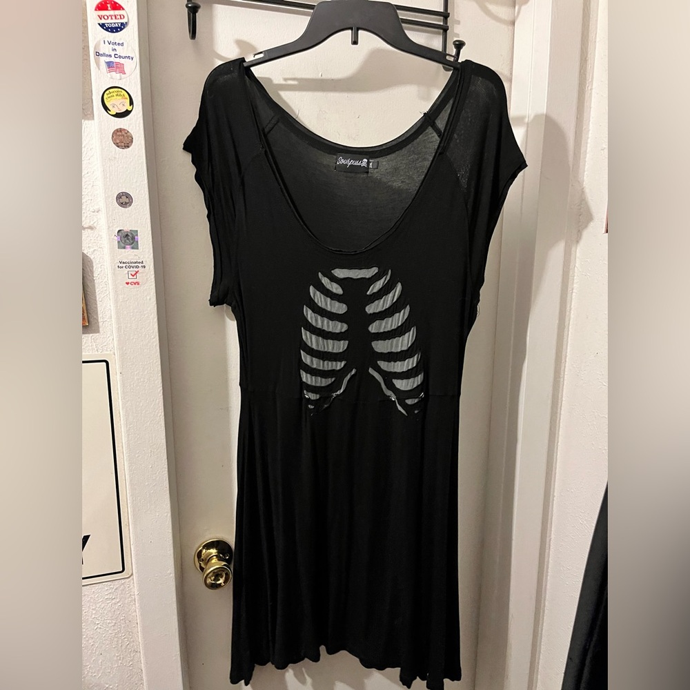 Sourpuss- size 2XL- semi sheer bk dress w/ ribcage contrast. GUC.